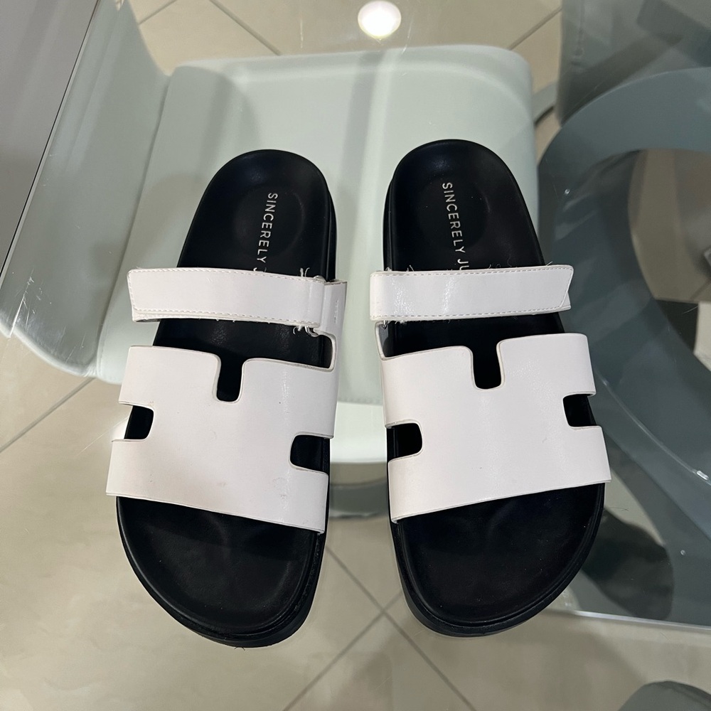 Sincerely Jules White Slide platform Sandals size 8.5